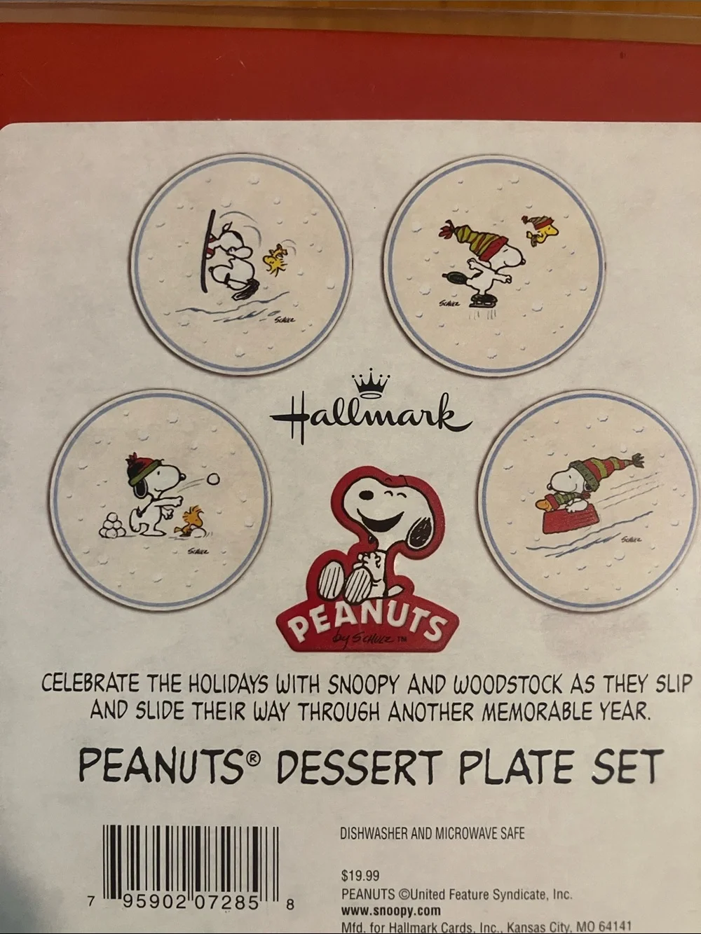 Hallmark Peanuts Porcelain Dessert Plate Set - 4 Winter Scenes